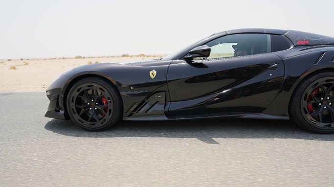 Новый Ferrari 812 GTS, 6.5 л, 2023 в Дубае от Dourado Luxury Car Черный цвет. Европейская | AUTO.AE