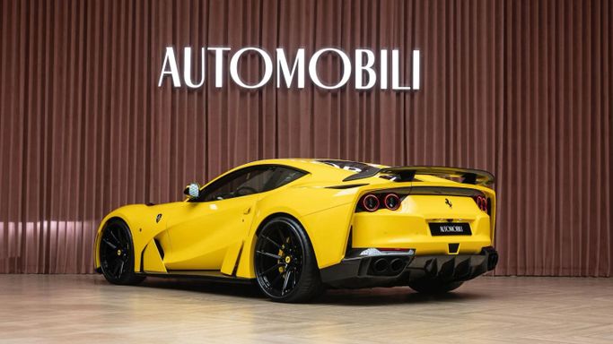 Подержанный Ferrari 812 Superfast, 6.5 л, 2018 в Дубае от Automobili Motors Желтый цвет. Европейская | AUTO.AE