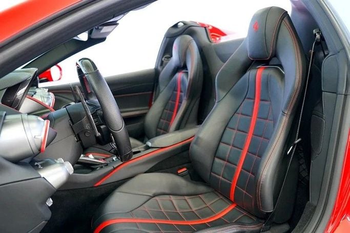 Подержанный Ferrari 812 GTS, 6.5 л, 2022 в Дубае от Exotic Cars Красный цвет. Other | AUTO.AE