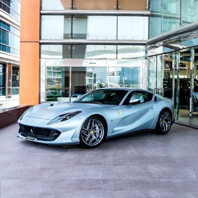 مستعملة Ferrari 812 Superfast, 6.5 l, 2018 في في دبي من Q Motors، اللون أزرق فاتح.  | AUTO.AE | إعلان #263572