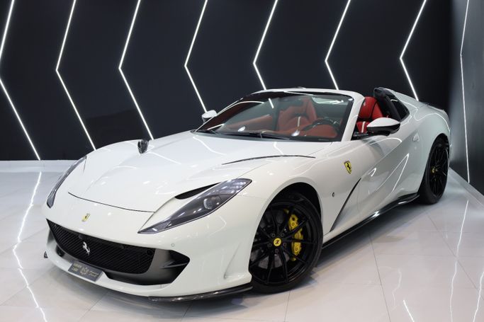 Подержанный ⁦Ferrari 812 GTS, 6.5 л, 2021⁩ в ОАЭ, Дубай от Sanam Cars Белый цвет. GCC | AUTO.AE | Объявление #288037