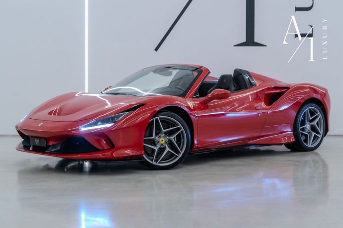 Подержанный Ferrari F8 Tributo, 3.9 л, 2022 в Дубае от A1 Luxury Motors Красный цвет. Европейская | AUTO.AE