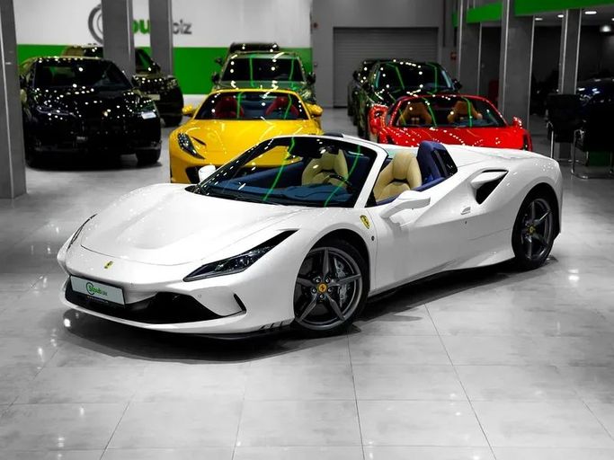 Подержанный Ferrari F8 Spider, 3.9 л, 2022 в Дубае от Stoub.biz Белый цвет. Other | AUTO.AE