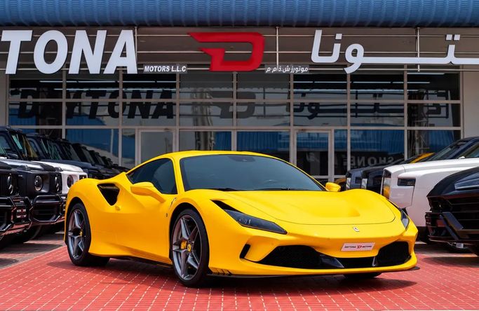 Подержанный ⁦Ferrari F8 Tributo F142MFL, 3.9 л, 2021⁩ в ОАЭ, Дубай от DAYTONA MOTORS Желтый цвет. Японская | AUTO.AE | Объявление #284550