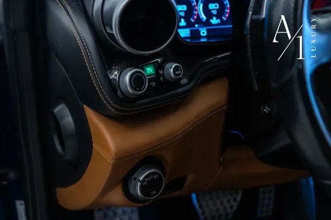 Подержанный Ferrari GTC4Lusso T, 3.9 л, 2019 в Дубае от A1 Luxury Motors Синий цвет. GCC | AUTO.AE