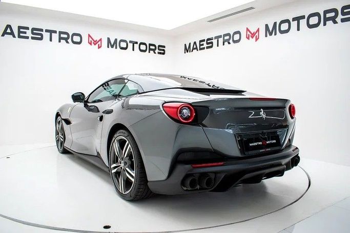 Подержанный Ferrari Portofino I Рестайлинг (M), 3.9 л, 2021 в Дубае от Maestro Motors Серый цвет. Европейская | AUTO.AE