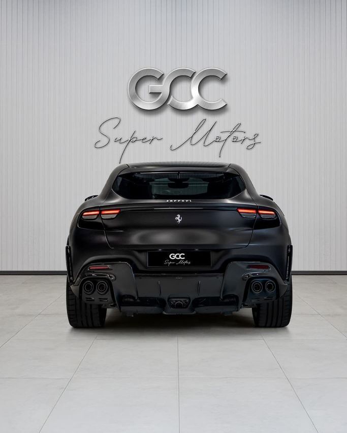 Подержанный Ferrari Purosangue, 6.5 л, 2024 в Дубае от GCC Super Motors Черный цвет. GCC | AUTO.AE