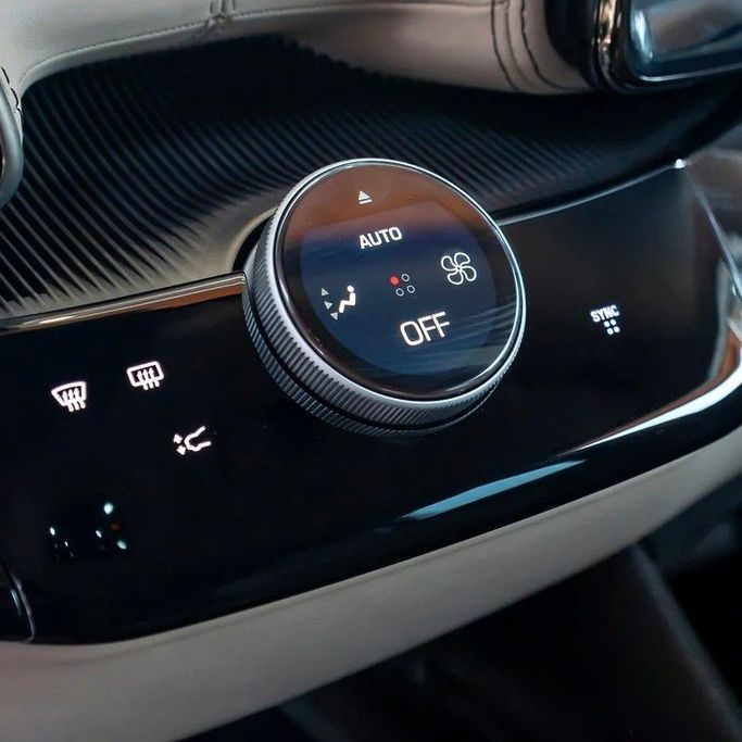 Новый Ferrari Purosangue, 6.5 л, 2025 в Дубае от Q Motors Зеленый цвет. Европейская | AUTO.AE