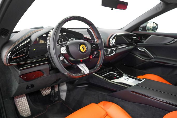 جديدة Ferrari Purosangue, 6.5 l, 2025 في في دبي من Exotic Cars، اللون أسود. أخرى | AUTO.AE