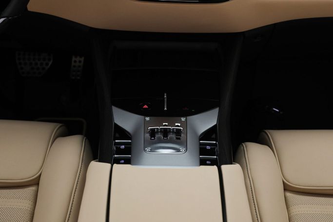 Подержанный Ferrari Purosangue, 6.5 л, 2024 в Дубае от AUTO DEALS Зеленый цвет. Европейская | AUTO.AE