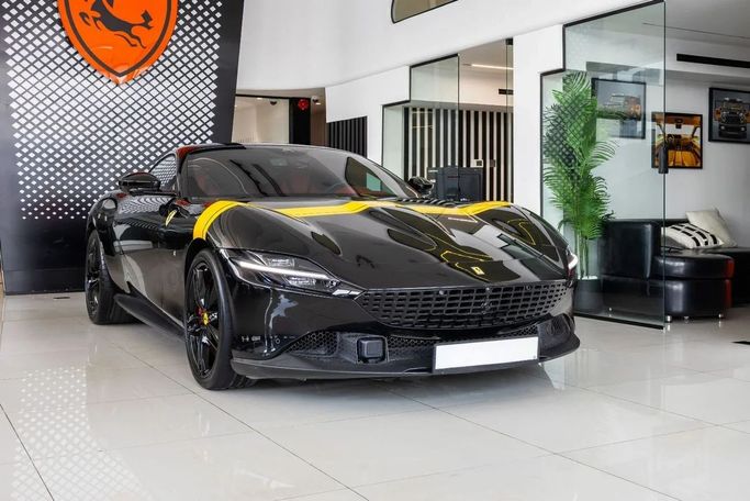 Подержанный Ferrari Roma, 3.9 л, 2023 в Дубае от Laith Alobaidi Motors Черный цвет. Европейская | AUTO.AE