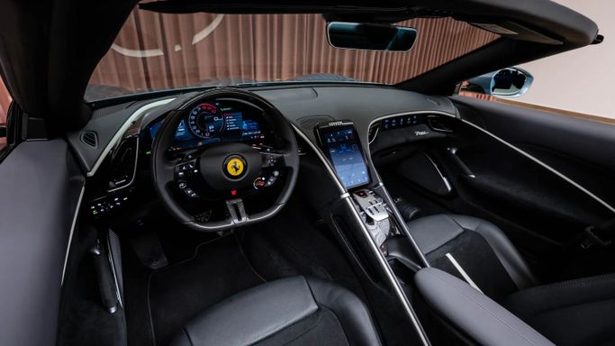 Новый Ferrari Roma, 3.9 л, 2023 в Дубае от Automobili Motors Бирюзовый цвет. GCC | AUTO.AE