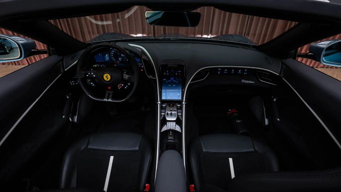 Новый Ferrari Roma, 3.9 л, 2023 в Дубае от Automobili Motors Бирюзовый цвет. GCC | AUTO.AE