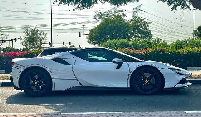 Used Ferrari SF90 Stradale I, 4.0 l, 2023 in Dubai by 66 Motors, White color. GCC Specs | AUTO.AE