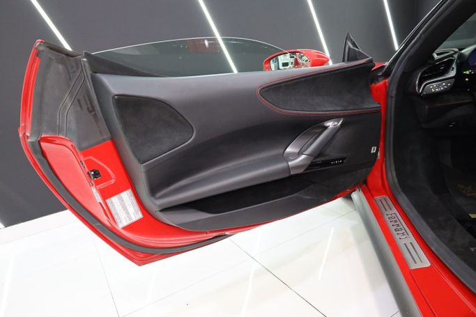 Used Ferrari SF90 Stradale Spider I, 4.0 l, 2022 in Dubai by Sanam Cars, Red color. GCC Specs | AUTO.AE