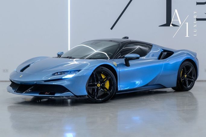 Подержанный Ferrari SF90 Stradale I, 4.0 л, 2021 в Дубае от A1 Luxury Motors Синий цвет. GCC | AUTO.AE