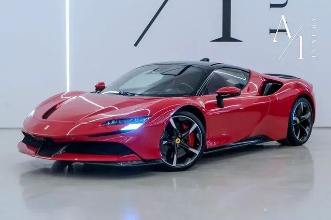 Подержанный Ferrari SF90 Stradale I, 4.0 л, 2022 в Дубае от A1 Luxury Motors Красный цвет. GCC | AUTO.AE