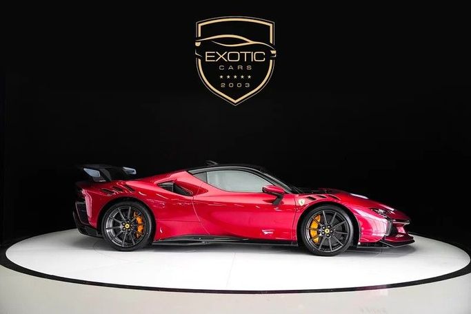 Новый Ferrari SF90 Stradale Stradale Xx I, 4.0 л, 2025 в Дубае от Exotic Cars Красный цвет. GCC | AUTO.AE