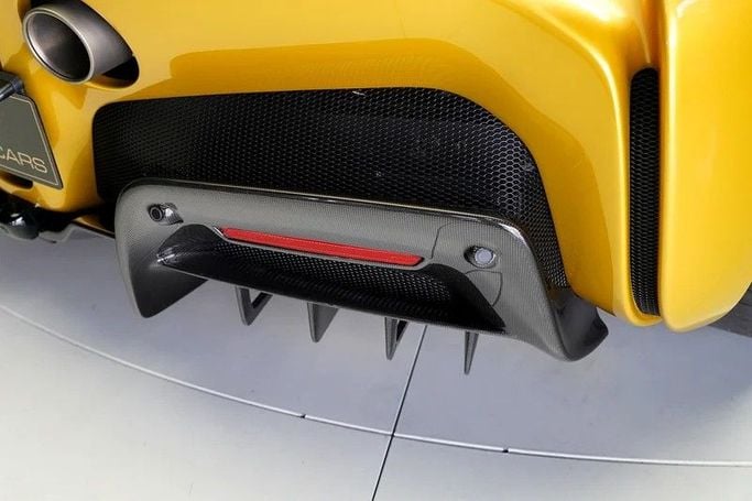 Новый Ferrari SF90 Stradale Spider I, 4.0 л, 2023 в Дубае от Exotic Cars Золотистый цвет. Other | AUTO.AE