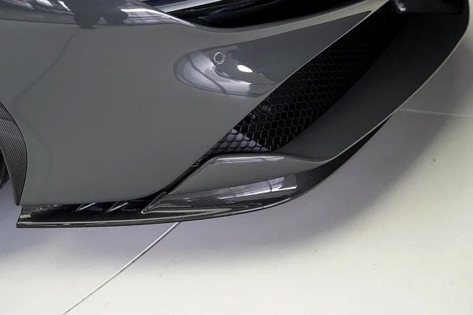 Подержанный Ferrari SF90 Stradale Spider I, 4.0 л, 2023 в Дубае от Exotic Cars Серый цвет. Other | AUTO.AE