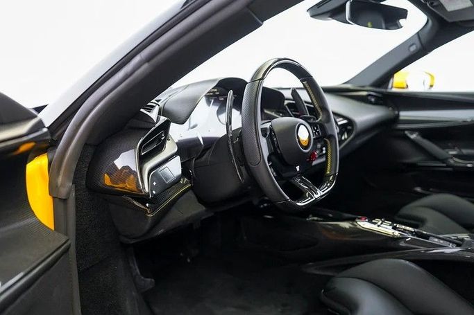 Подержанный Ferrari SF90 Stradale Stradale Xx I, 4.0 л, 2022 в Дубае от Exotic Cars Золотистый цвет. Other | AUTO.AE