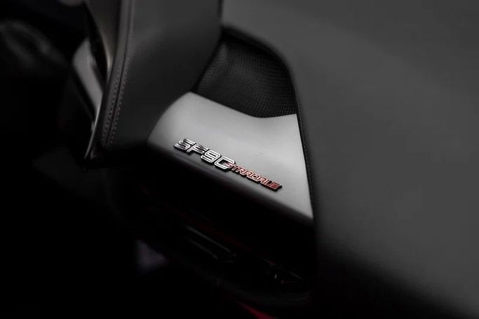 Подержанный Ferrari SF90 Stradale Stradale Xx I, 4.0 л, 2021 в Дубае от Exotic Cars Красный цвет. GCC | AUTO.AE