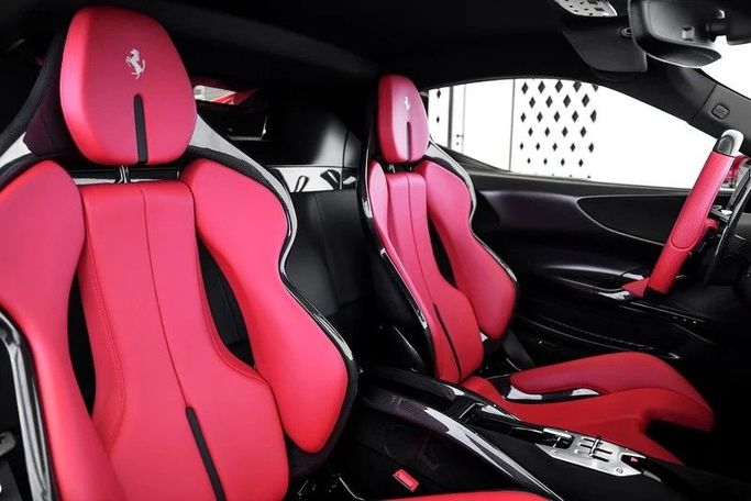 Подержанный Ferrari SF90 Stradale Stradale Xx I, 4.0 л, 2021 в Дубае от Exotic Cars Красный цвет. GCC | AUTO.AE