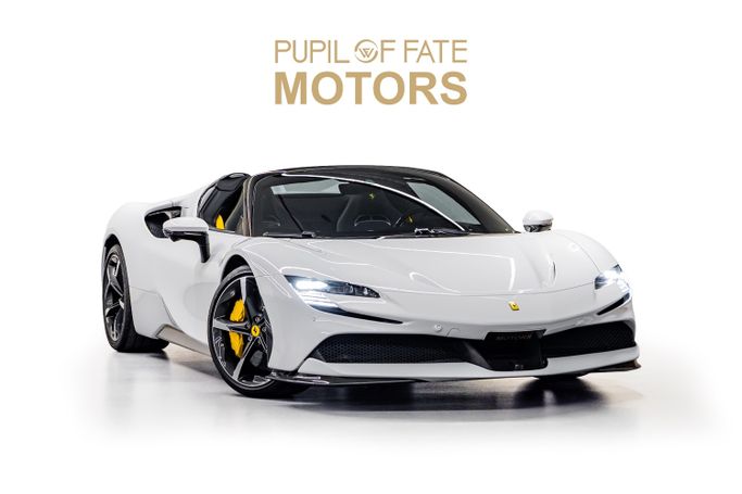 Подержанный Ferrari SF90 Stradale Spider I, 4.0 л, 2023 в ОАЭ, Дубай от PUPIL OF FATE MOTORS Белый цвет. GCC | AUTO.AE | Объявление #275088
