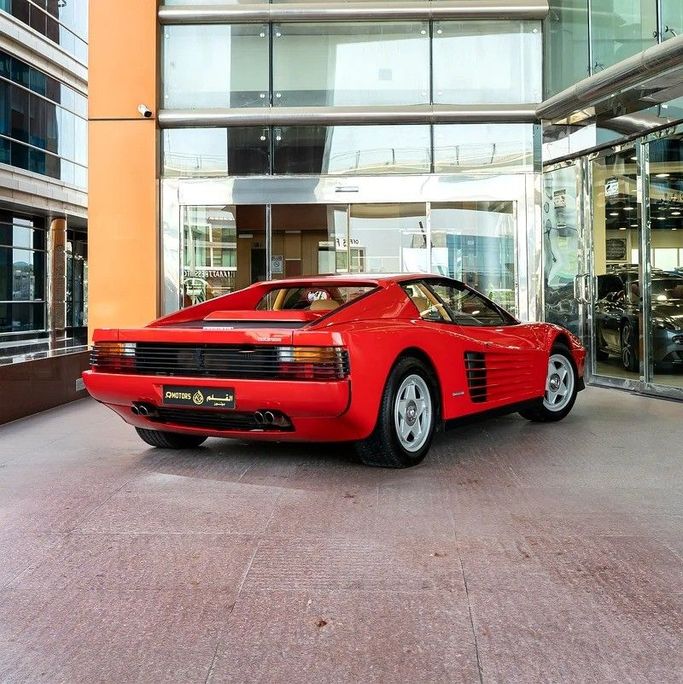 Подержанный Ferrari Testarossa, 4.9 л, 1986 в Дубае от Q Motors Красный цвет.  | AUTO.AE