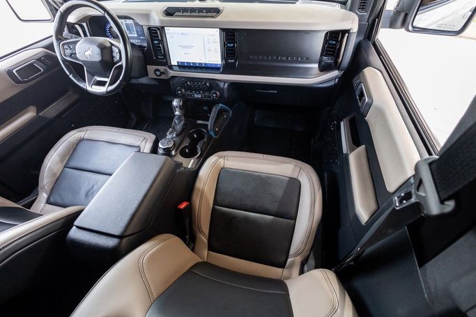 Подержанный Ford Bronco VI, 2.7 л, 2021 в Дубае от Linda Cars Серый цвет. GCC | AUTO.AE
