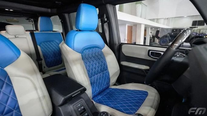 Подержанный Ford Bronco VI, 2.7 л, 2024 в Дубае от Fakhoury Черный цвет. Американская | AUTO.AE