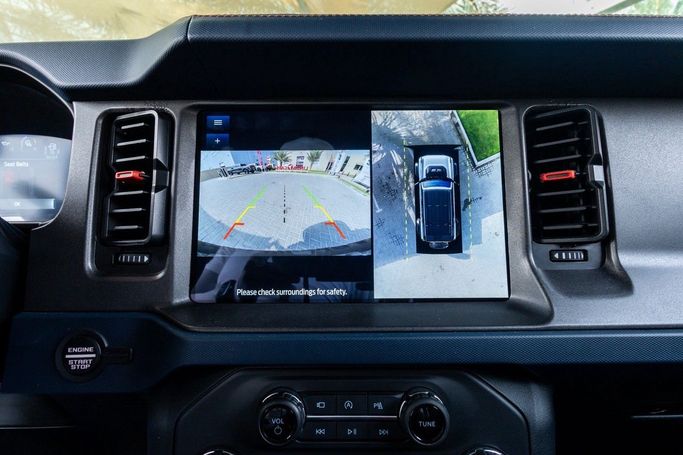 Used Ford Bronco VI, 3.0 l, 2023 in Dubai by Linda Cars, White color. GCC Specs | AUTO.AE