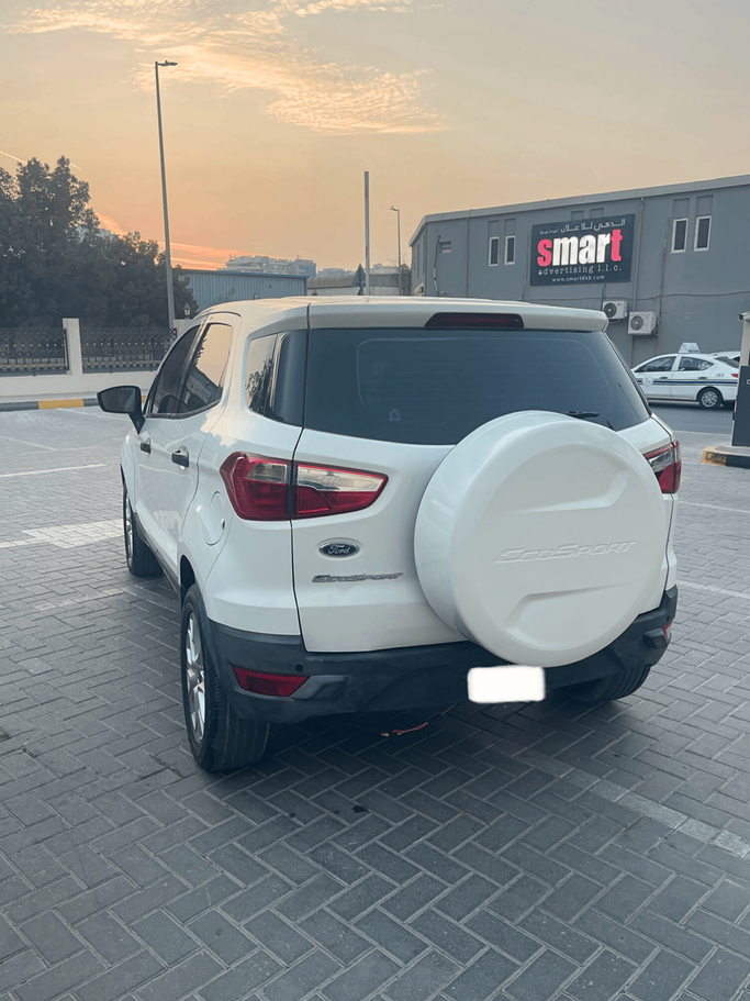 Подержанный Ford EcoSport II, 1.6 л, 2017 в Дубае от Mohamed Белый цвет. GCC | AUTO.AE