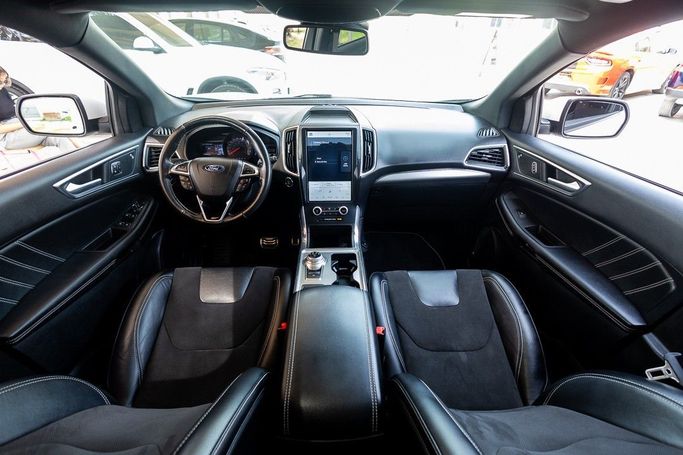 Подержанный Ford Edge II Рестайлинг, 2.7 л, 2022 в Дубае от Linda Cars Белый цвет. GCC | AUTO.AE
