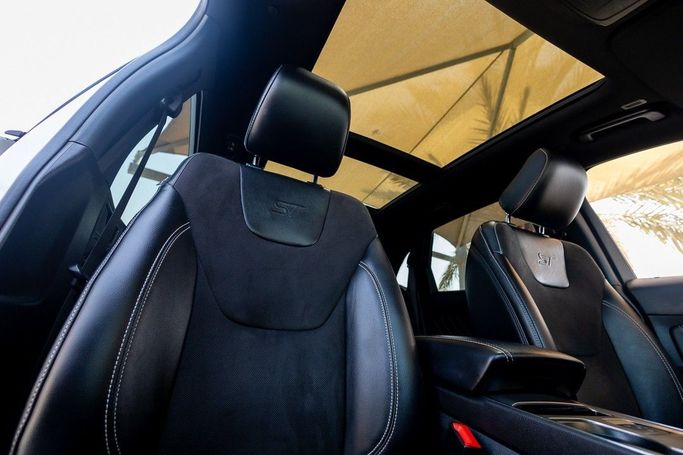 Подержанный Ford Edge II Рестайлинг, 2.7 л, 2022 в Дубае от Linda Cars Белый цвет. GCC | AUTO.AE