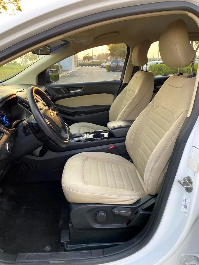 Used Ford Edge II, 2.0 l, 2016 in Dubai by Metro Motors, White color. GCC Specs | AUTO.AE