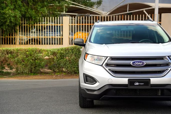 مستعملة Ford Edge ثانياً, 3.5 l, 2016 في في دبي من JUST DRIVE IT، اللون أبيض. مواصفات الخليج | AUTO.AE | إعلان #273573