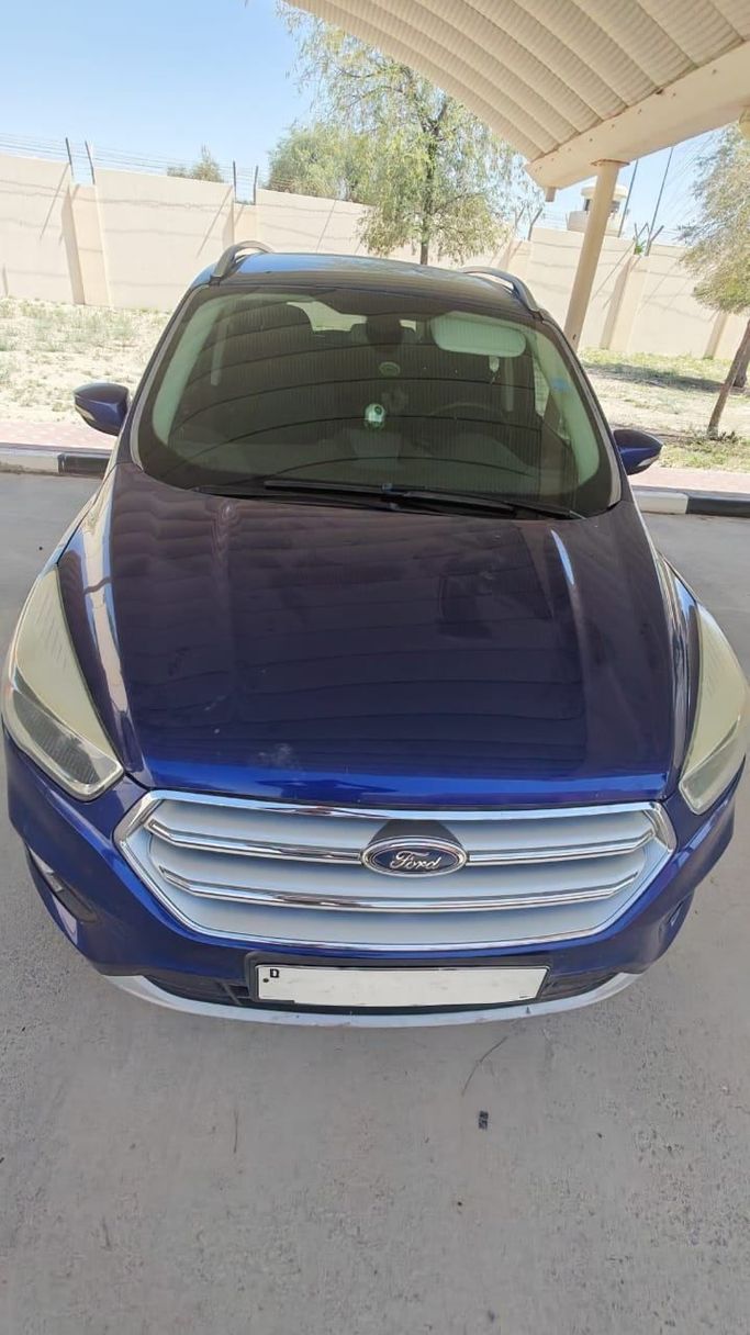 مستعملة Ford Escape ثالثاً فيس ليفت, 2.0 l, 2017 في في دبي، اللون أزرق. مواصفات الخليج | AUTO.AE | إعلان #249913