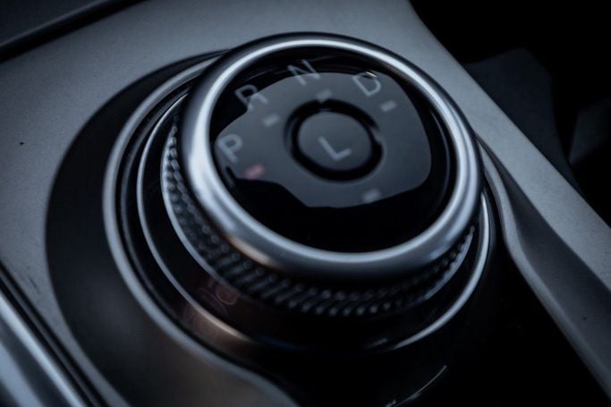 Подержанный Ford Explorer VI, 2.3 л, 2022 в Дубае от Linda Cars Зеленый цвет. GCC | AUTO.AE