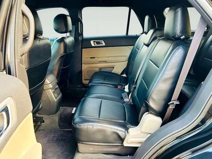 Подержанный Ford Explorer V, 3.5 л, 2014 в Дубае от Mirza Automobile FZE Черный цвет. Японская | AUTO.AE
