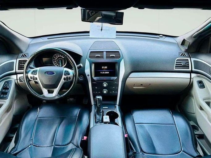 Подержанный Ford Explorer V, 3.5 л, 2014 в Дубае от Mirza Automobile FZE Черный цвет. Японская | AUTO.AE