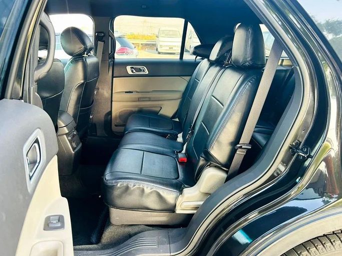 Подержанный Ford Explorer V, 2.0 л, 2014 в Дубае от Mirza Automobile FZE Черный цвет. Японская | AUTO.AE