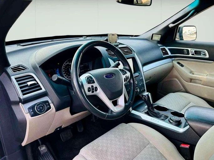 Подержанный Ford Explorer V, 3.5 л, 2012 в Дубае от Mirza Automobile FZE Черный цвет. Японская | AUTO.AE