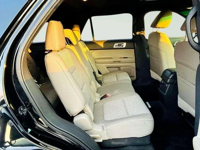 Подержанный Ford Explorer V, 3.5 л, 2012 в Дубае от Mirza Automobile FZE Черный цвет. Японская | AUTO.AE
