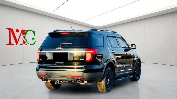 Подержанный Ford Explorer V, 3.5 л, 2012 в Дубае от Mirza Automobile FZE Черный цвет. Японская | AUTO.AE