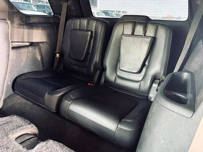 Used Ford Explorer V, 3.5 l, 2011 in Dubai by Mirza Automobile FZE, Black color. Japanese Specs | AUTO.AE