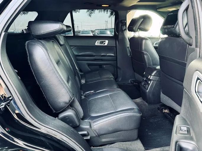 Used Ford Explorer V, 3.5 l, 2011 in Dubai by Mirza Automobile FZE, Black color. Japanese Specs | AUTO.AE