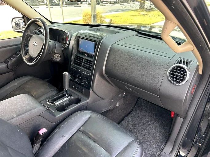 Used Ford Explorer IV, 4.0 l, 2010 in Dubai by Mirza Automobile FZE, Black color. Japanese Specs | AUTO.AE