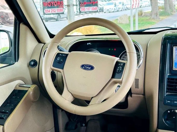 Used Ford Explorer IV, 4.0 l, 2010 in Dubai by Mirza Automobile FZE, Black color. Japanese Specs | AUTO.AE