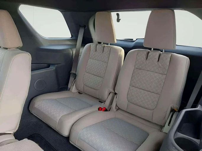 Подержанный Ford Explorer V, 3.5 л, 2012 в Дубае от Mirza Automobile FZE Черный цвет. Японская | AUTO.AE